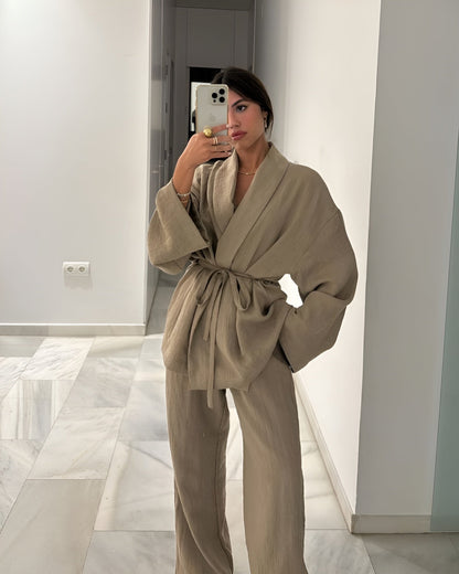 Meral | Women's Belted Wide-Leg Two-Piece Set