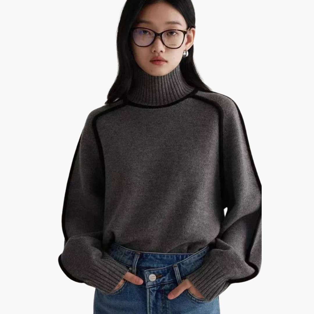 Marlowe | Women's Turtleneck Contrast Trim Relaxed Sweater