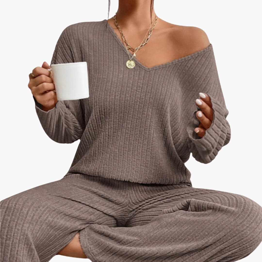 Selene | Women's Ribbed Knit V-Neck Lounge Set