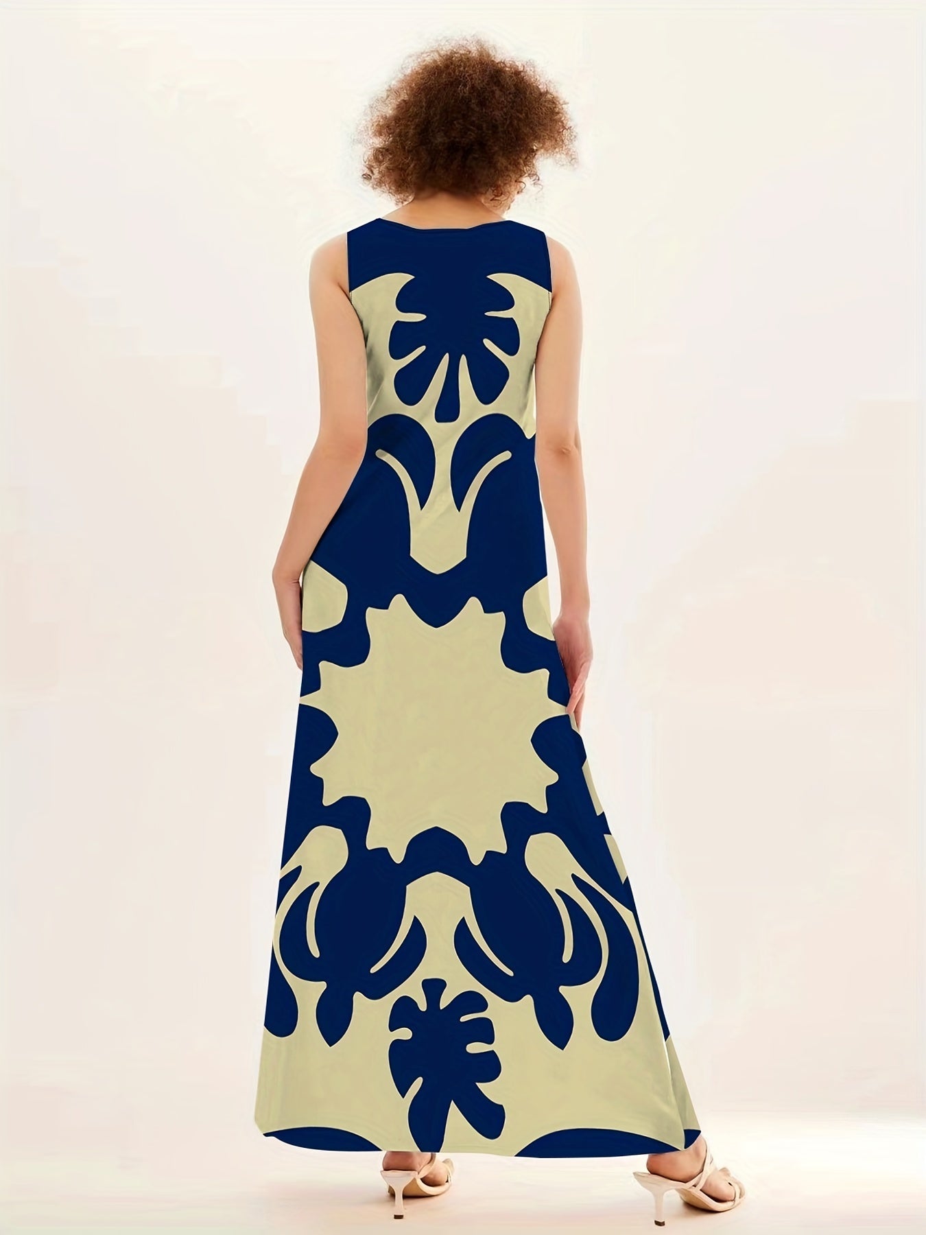 Marisol | Women's Abstract Print Sleeveless Swing Maxi Dress