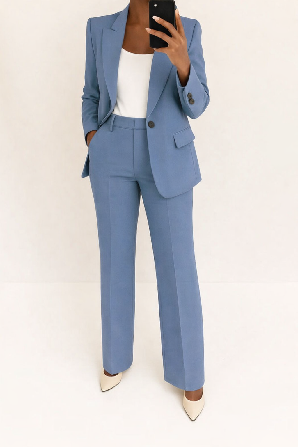 Julie | Women's Tailored Single-Breasted Two-Piece Suit