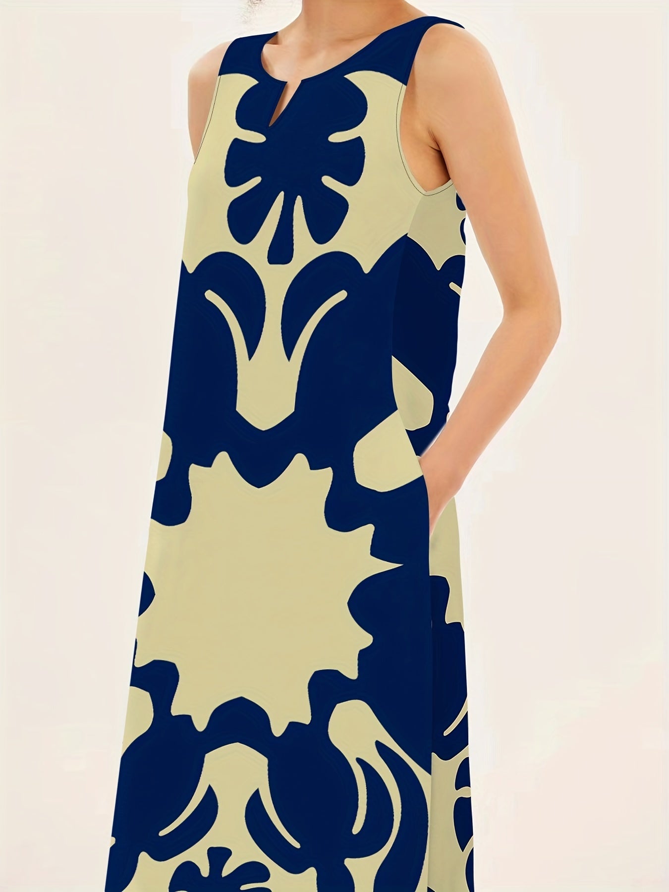 Marisol | Women's Abstract Print Sleeveless Swing Maxi Dress