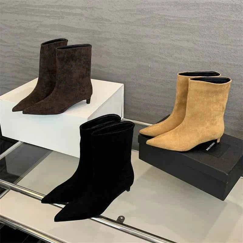 Marlow | Women's Pointed Toe Kitten Heel Ankle Boot