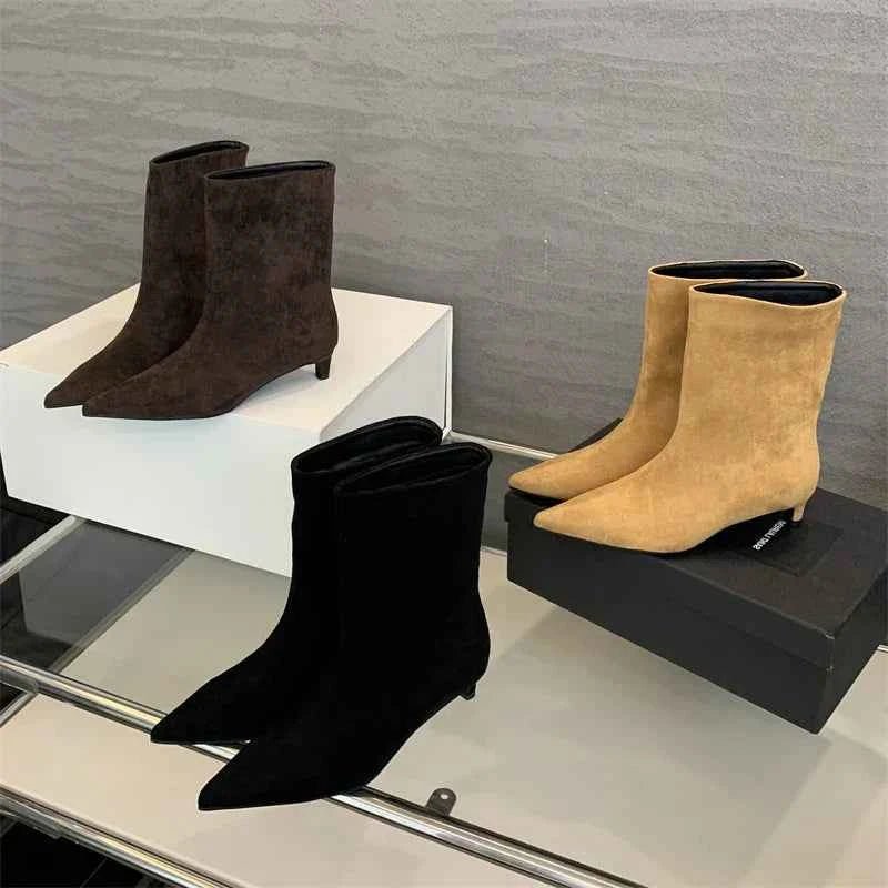 Marlow | Women's Pointed Toe Kitten Heel Ankle Boot