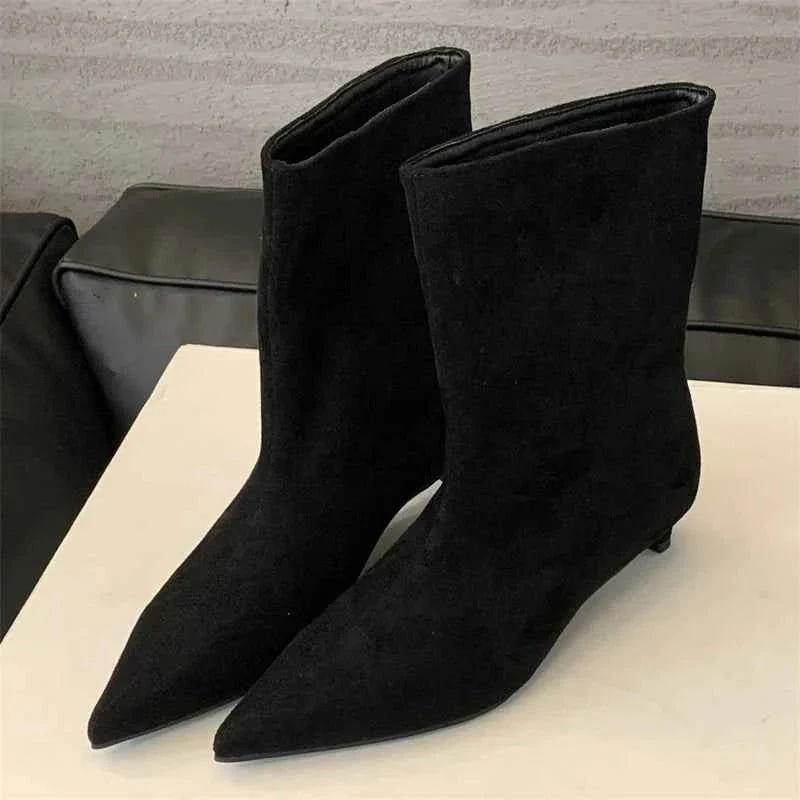 Marlow | Women's Pointed Toe Kitten Heel Ankle Boot