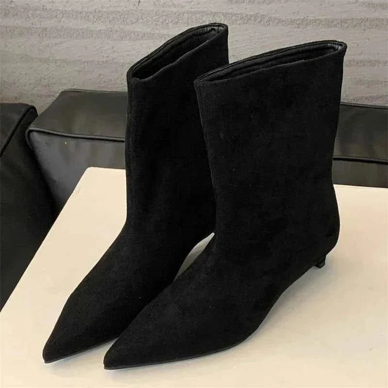 Marlow | Women's Pointed Toe Kitten Heel Ankle Boot