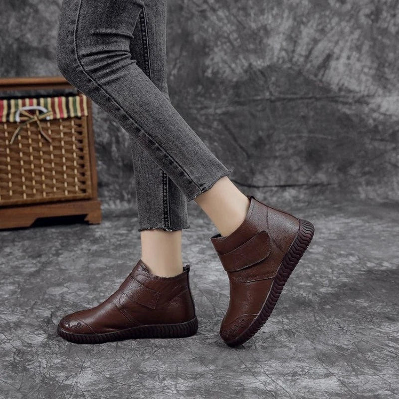 Delwyn | Women's Faux Fur Lined Leather Ankle Boot