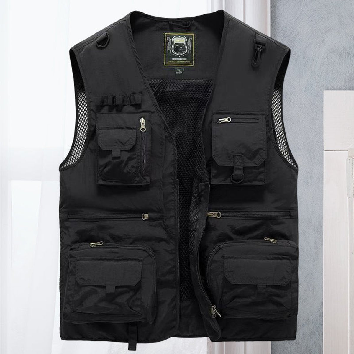Baxter | Men's Multi-Pocket Outdoor Fishing Mesh Zip-Up Gilet