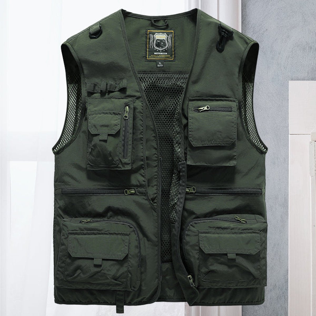 Baxter | Men's Multi-Pocket Outdoor Fishing Mesh Zip-Up Gilet