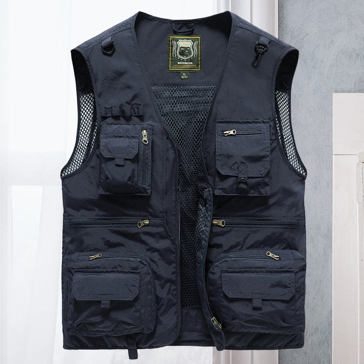 Baxter | Men's Multi-Pocket Outdoor Fishing Mesh Zip-Up Gilet