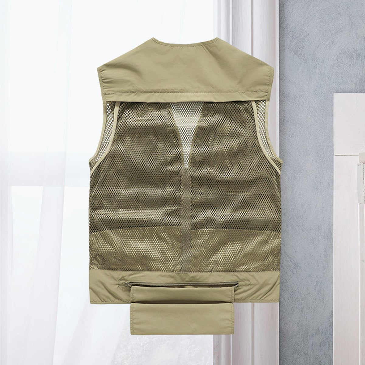 Baxter | Men's Multi-Pocket Outdoor Fishing Mesh Zip-Up Gilet