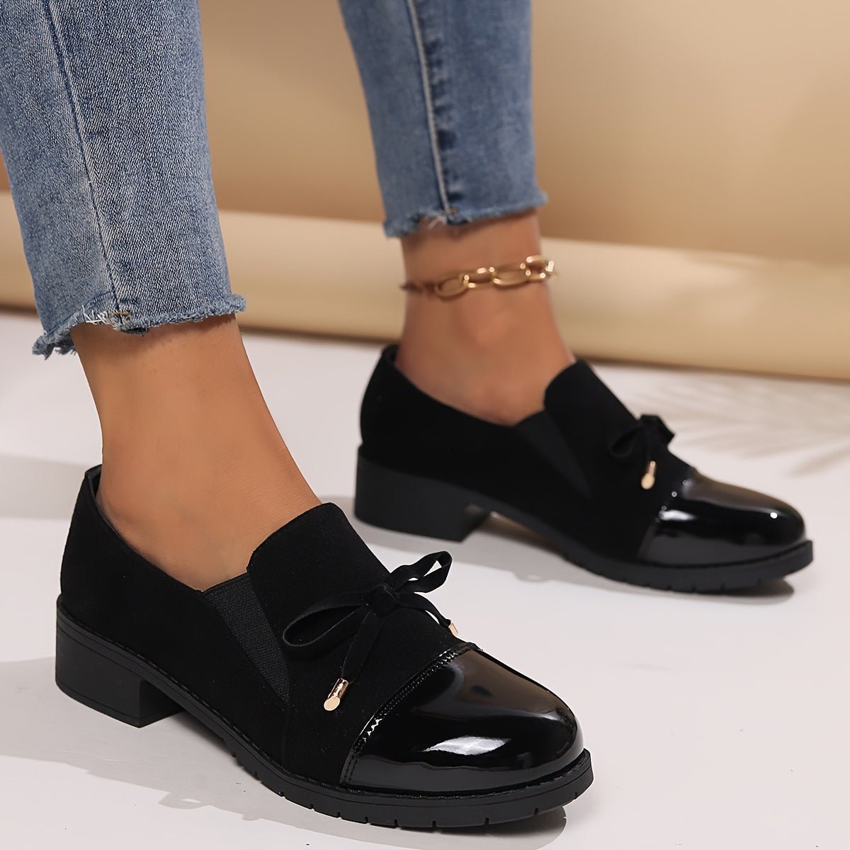 Delphora | Women's Elegant Slip-On Comfort Bow Loafer