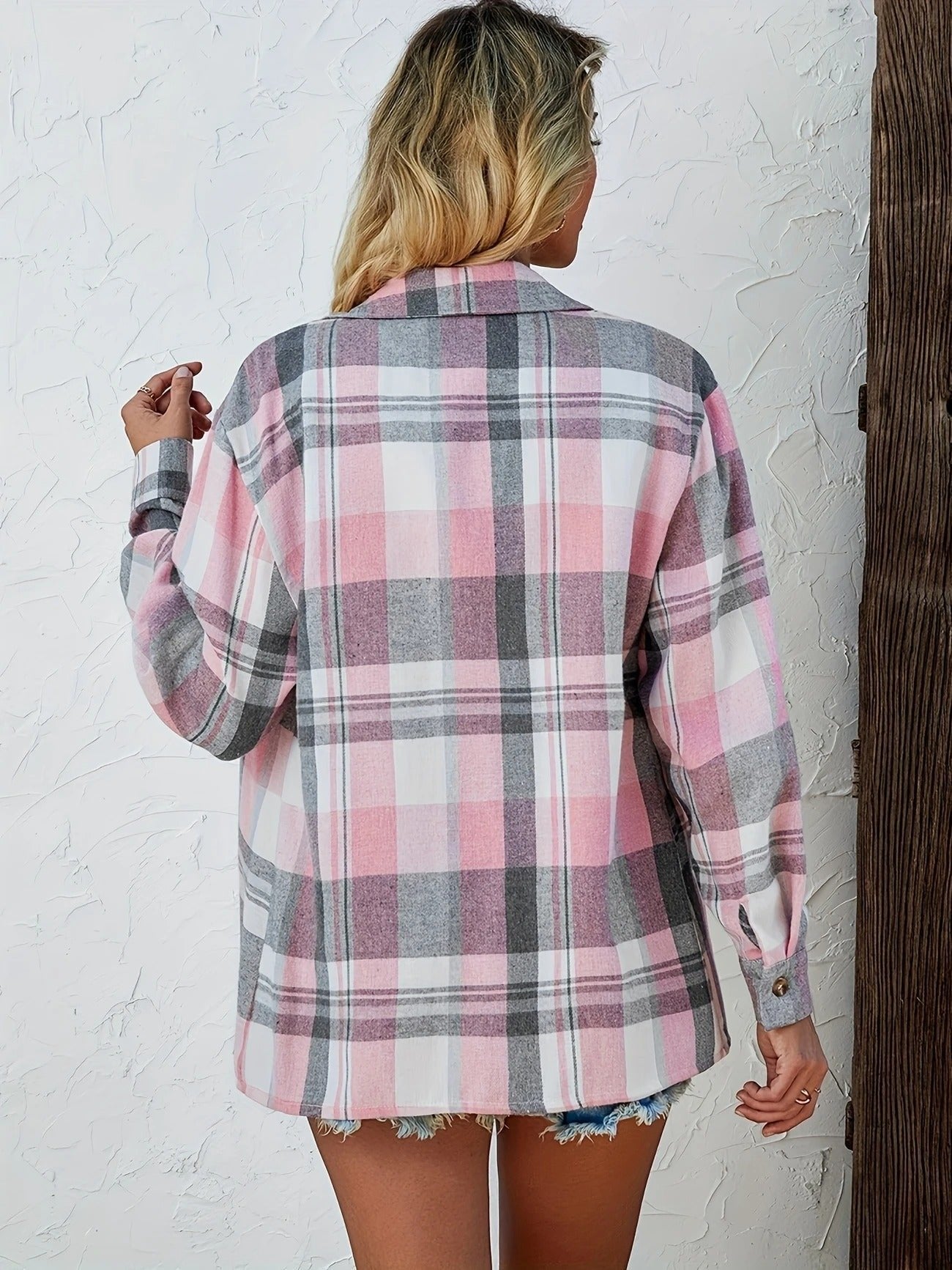Marlowe | Women's Oversized Plaid Flannel Long Sleeve Button-Up Shirt